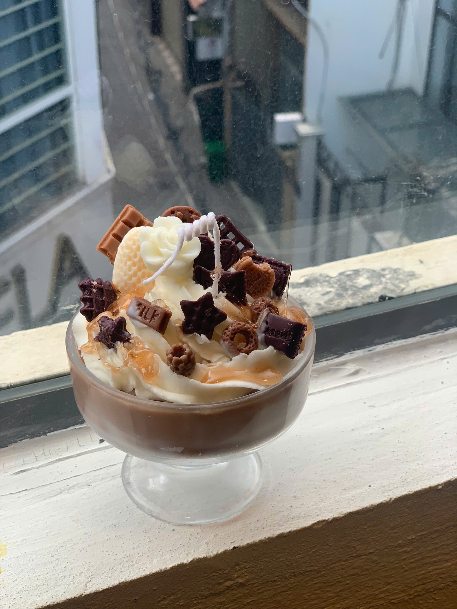 nến thơm ly kem socola 1308